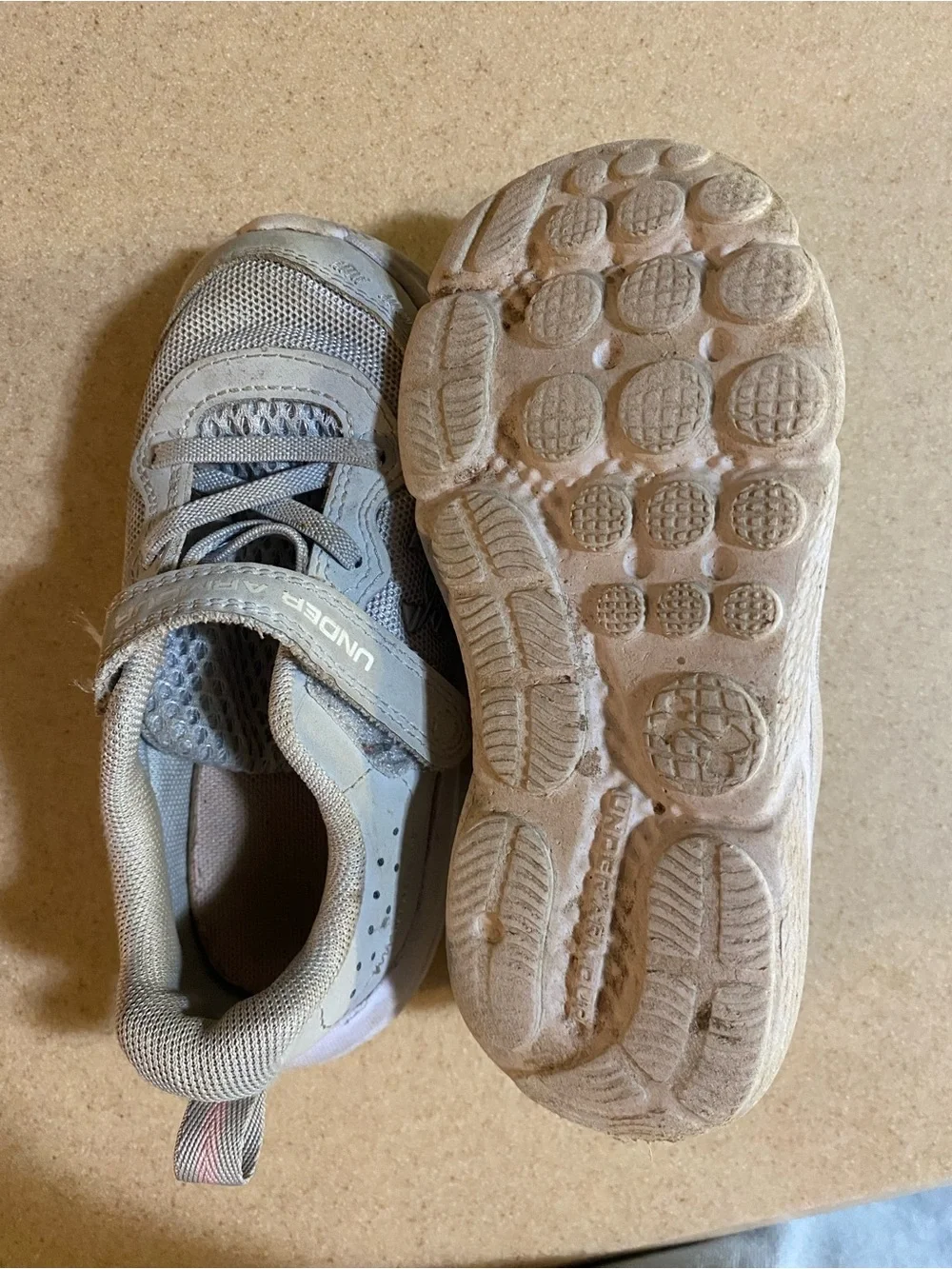 Under Armour Kids Light Gray Hook-and-Loop Athletic Sneakers